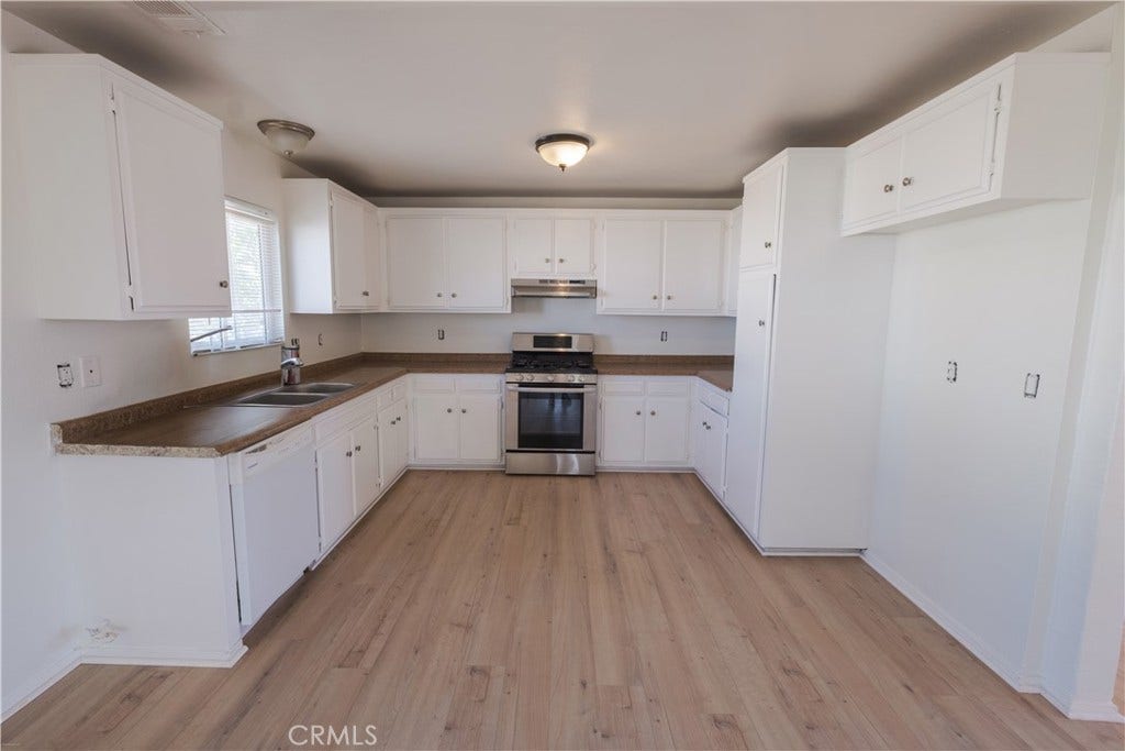 1104 Navajo, Perris, CA 92570