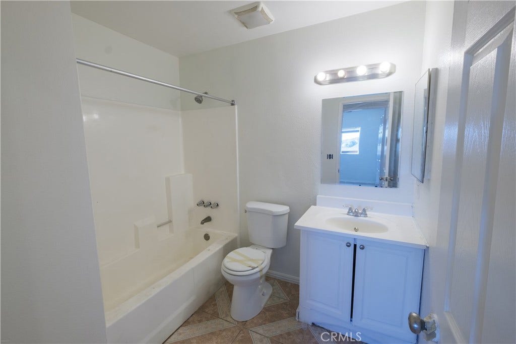 1104 Navajo, Perris, CA 92570