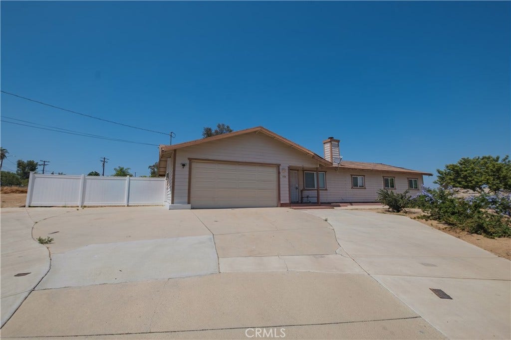 1104 Navajo, Perris, CA 92570