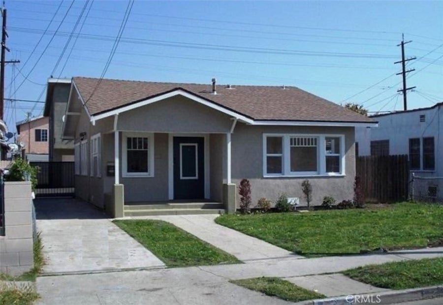 Property photo for 225 E 64th, Los Angeles, CA