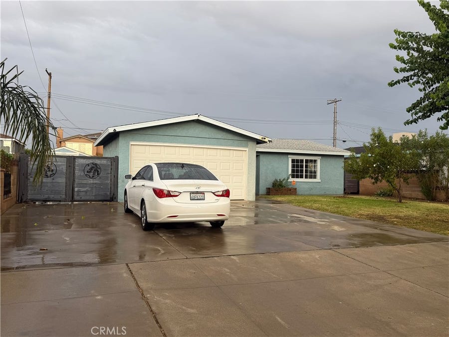 Property photo for 39554 Armfield Ave, Palmdale, CA
