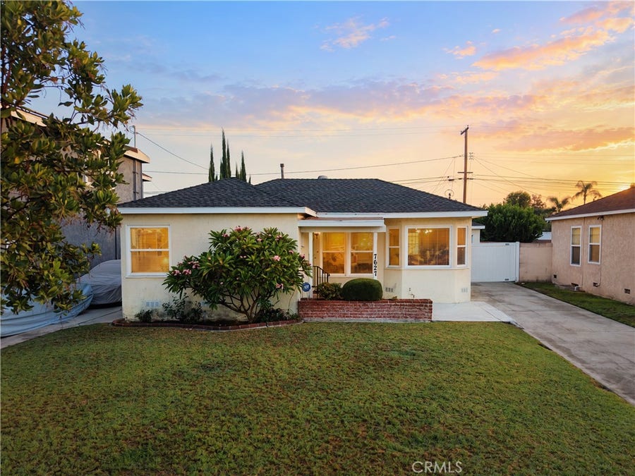Property photo for 7627 Rundell, Downey, CA