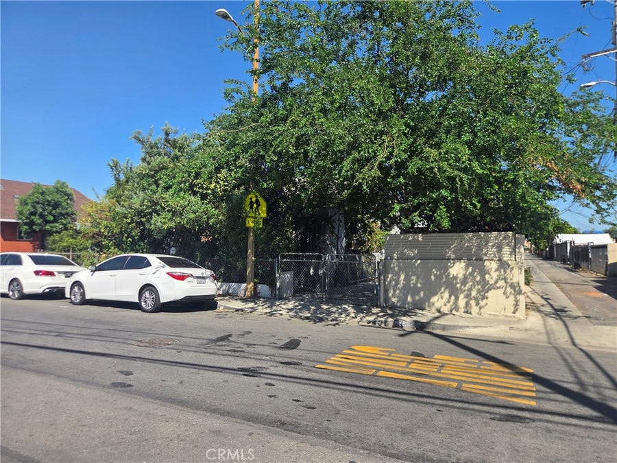 Property photo for 7500 Crockett, Los Angeles, CA