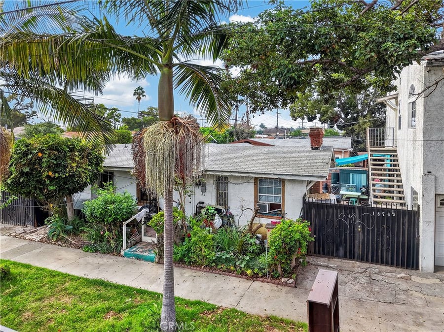 Property photo for 1870 W 37th Place, Los Angeles, CA