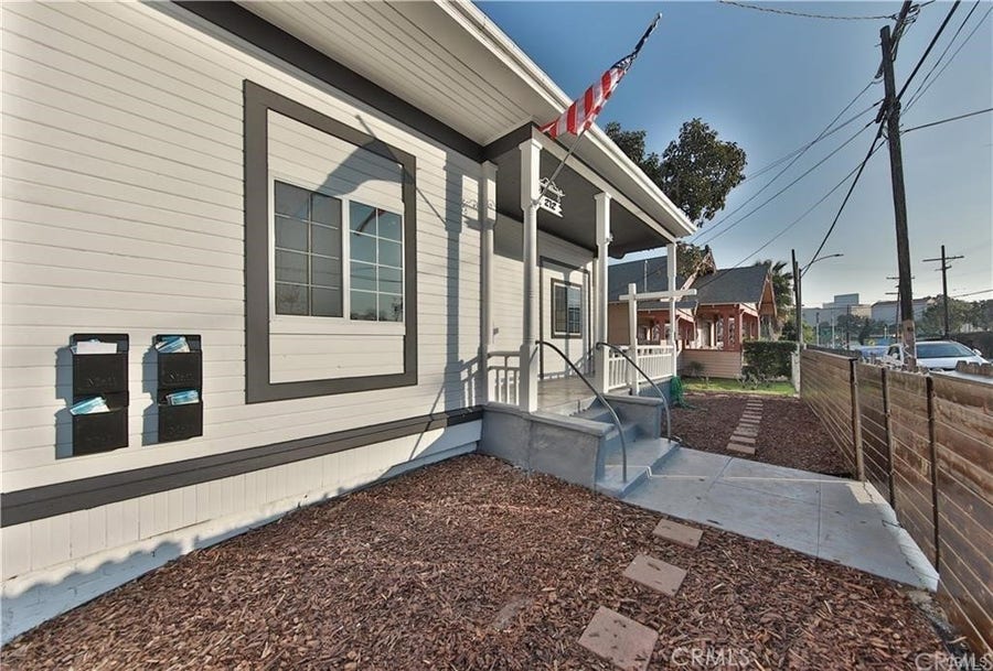 Property photo for 210 Belmont Avenue, Los Angeles, CA