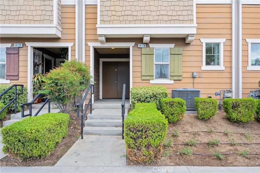 Property photo for 14118 W Pine, Van Nuys, CA