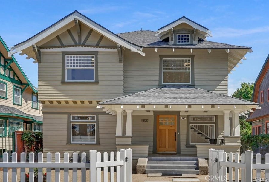 Property photo for 1800 Oxford Avenue, Los Angeles, CA