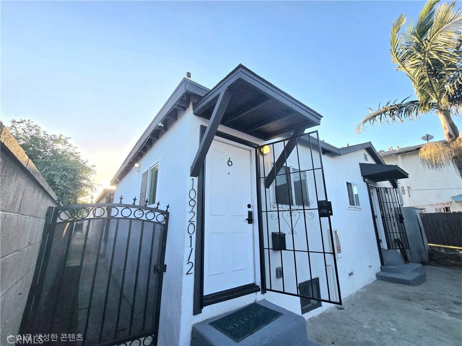 Property photo for 10920 S Inglewood Avenue, Inglewood, CA