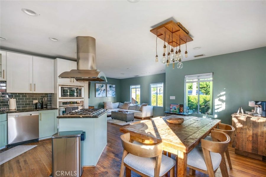Property photo for 2819 Pacific Avenue, Long Beach, CA