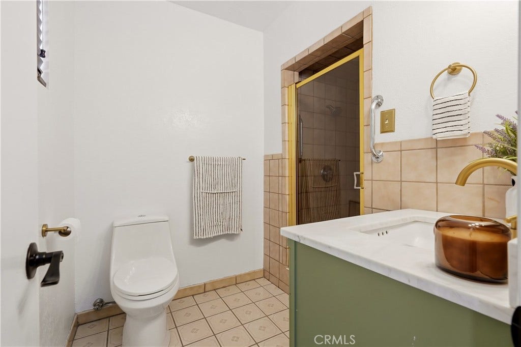 13812 Bechard Ave., Norwalk, CA 90650 13812 Bechard Ave., Norwalk, CA 90650