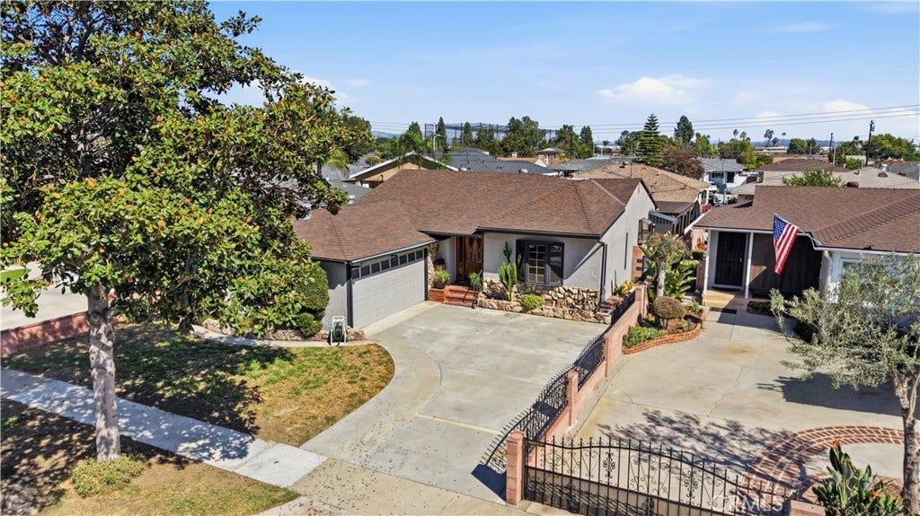 13812 Bechard Ave., Norwalk, CA 90650 13812 Bechard Ave., Norwalk, CA 90650