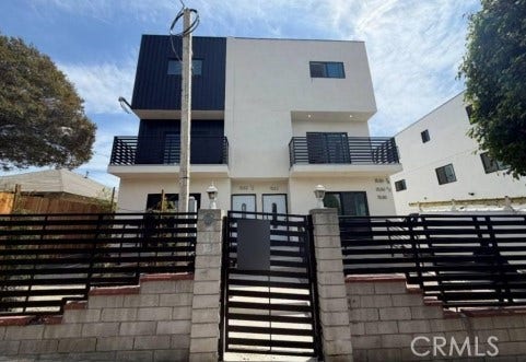 Property photo for 1532 Ricardo Street, Los Angeles, CA