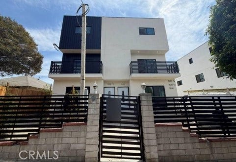 Property photo for 1532 Ricardo, Los Angeles, CA