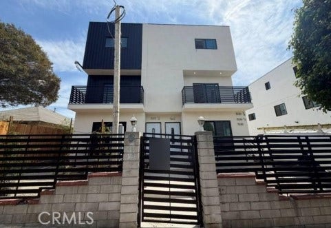 Property photo for 1532 Ricardo, Los Angeles, CA