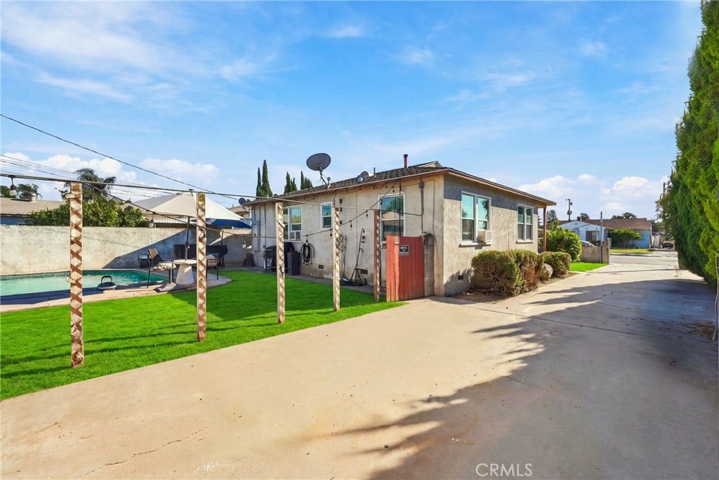 11515 Mines, Whittier, CA 90606 11515 Mines, Whittier, CA 90606