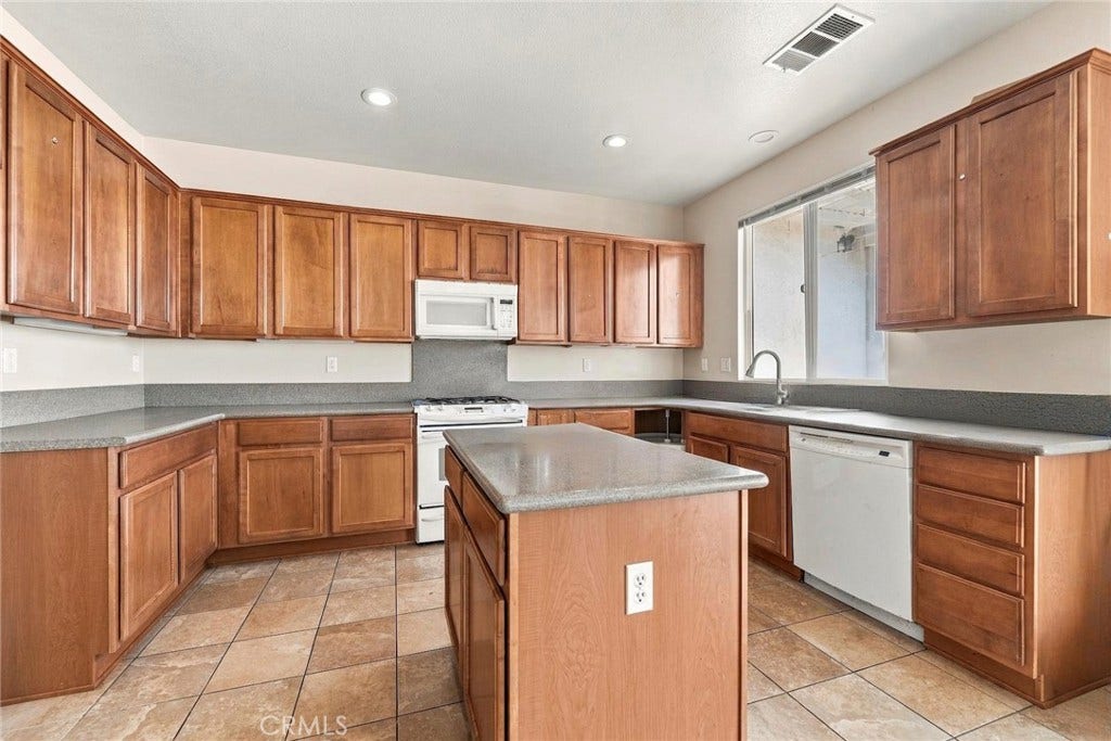 16788 Desert Lily, Victorville, CA 92394 16788 Desert Lily, Victorville, CA 92394