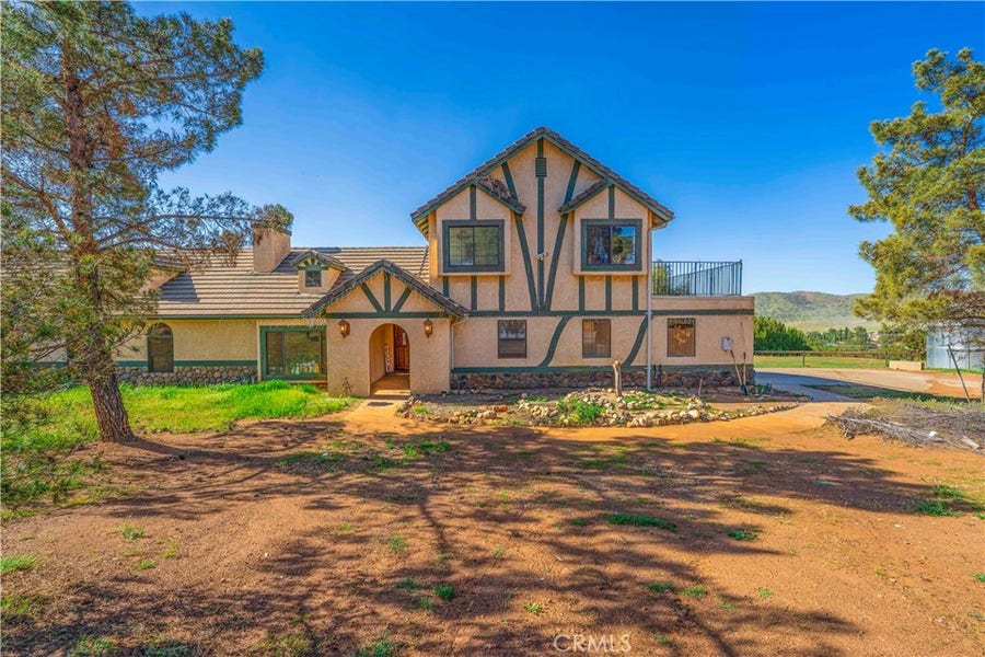 Property photo for 34754 Ellenan Ave, Acton, CA