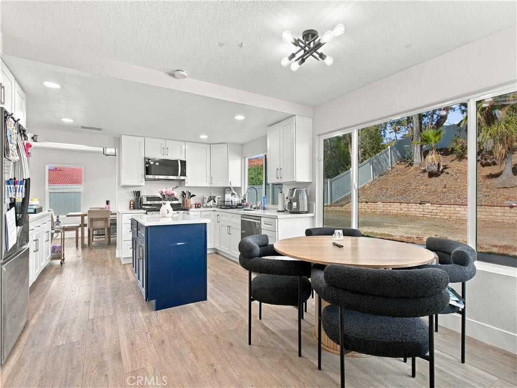 19620 Kinnow Ln, Riverside, CA 92508