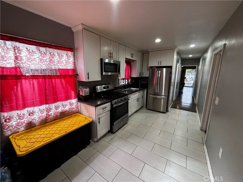 2202 E Stockwell, Compton, CA 90222 2202 E Stockwell, Compton, CA 90222