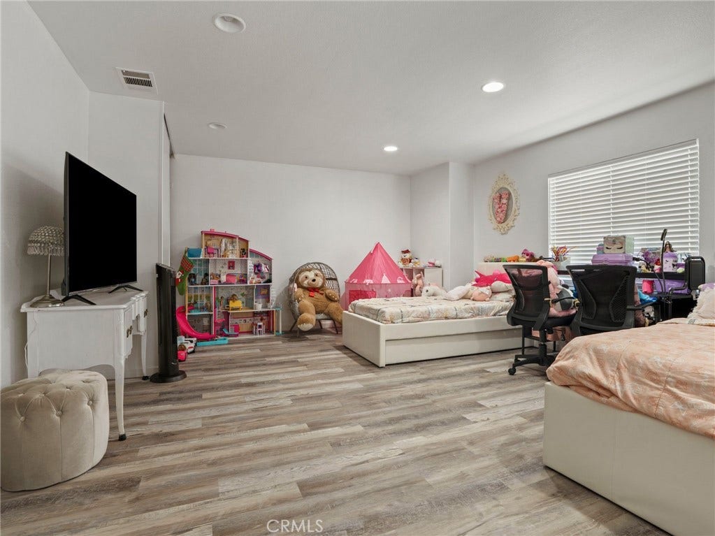 12777 Boeing Court, Victorville, CA 92392 12777 Boeing Court, Victorville, CA 92392