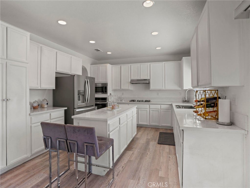12777 Boeing Court, Victorville, CA 92392 12777 Boeing Court, Victorville, CA 92392