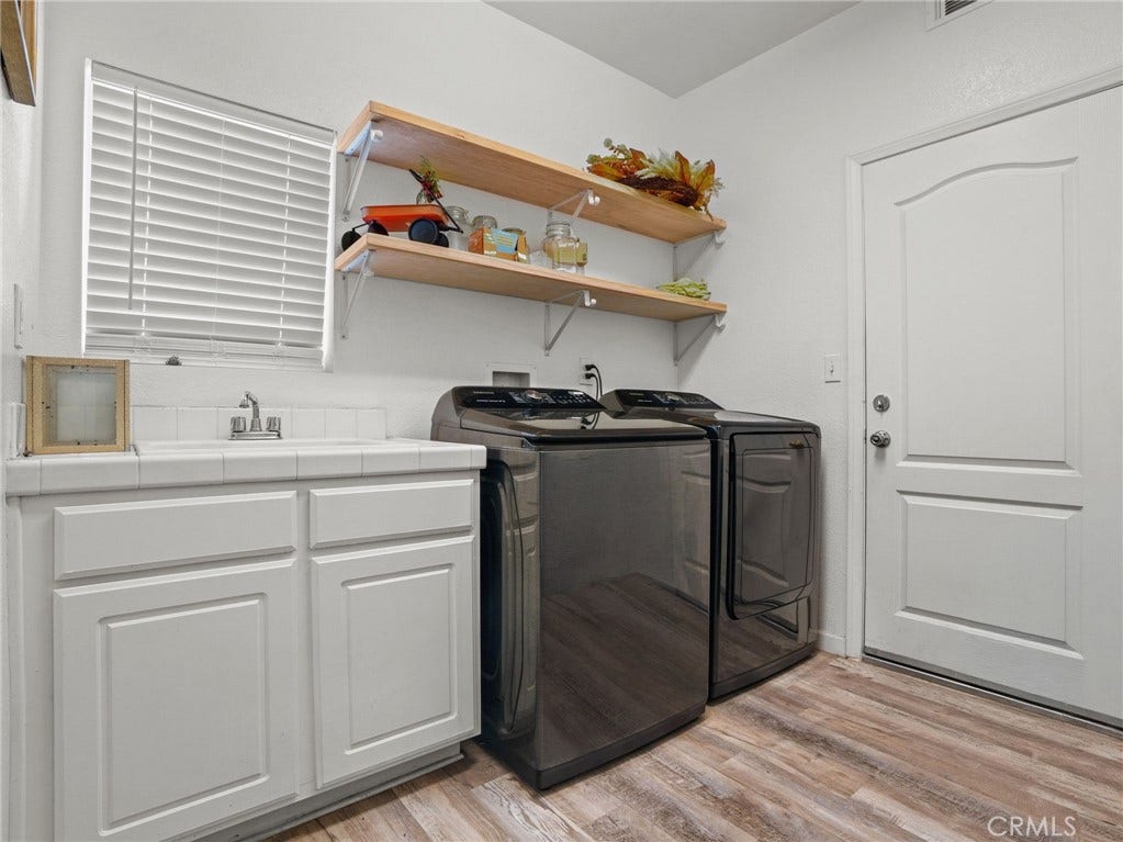 12777 Boeing Court, Victorville, CA 92392 12777 Boeing Court, Victorville, CA 92392