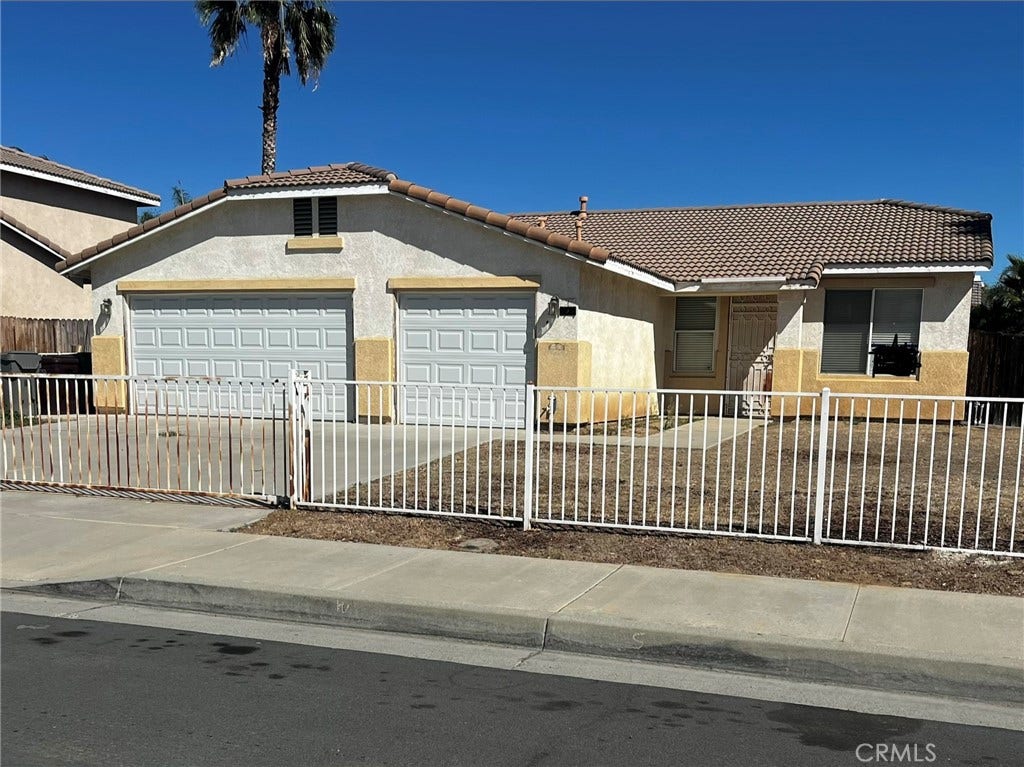 16328 Breezewood Court, Moreno Valley, CA 92551 Welcome to Moreno Valley!