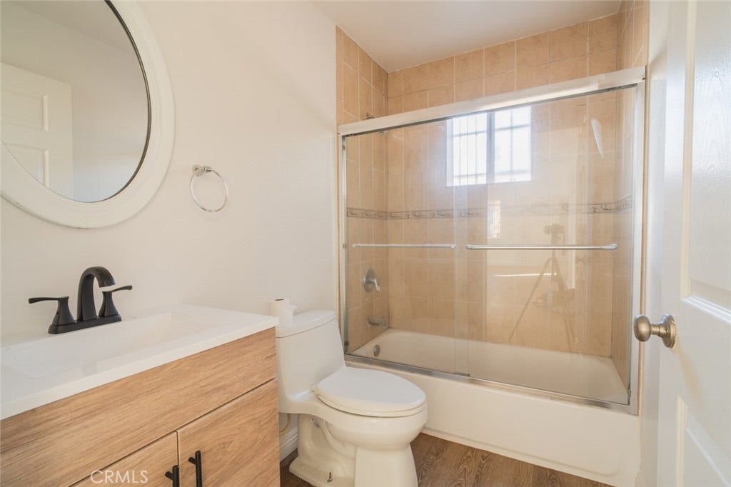 2500 Fairmount, Los Angeles, CA 90033 2500 Fairmount, Los Angeles, CA 90033