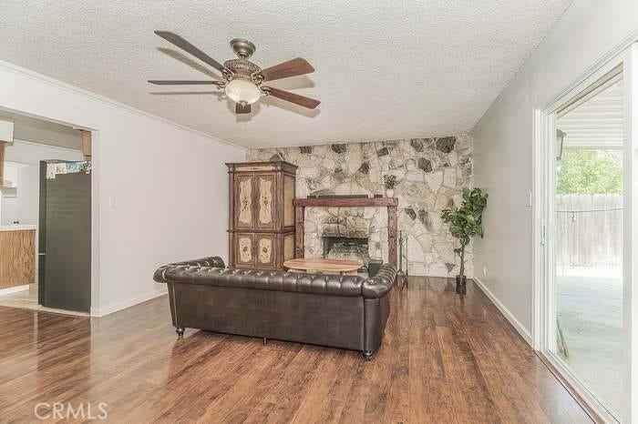 4888 E Rialto, Fresno, CA 93726 4888 E Rialto, Fresno, CA 93726