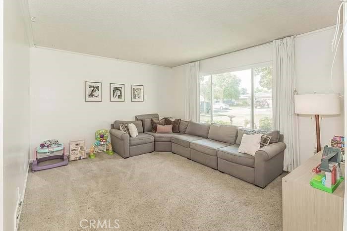 4888 E Rialto, Fresno, CA 93726 4888 E Rialto, Fresno, CA 93726