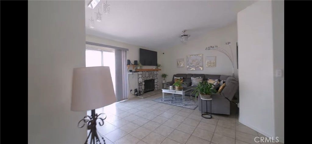 2688 W Calle Vista, Rialto, CA 92377