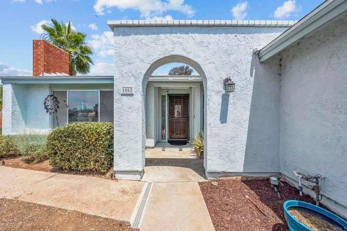 1062 Ponderosa, San Marcos, CA 92069 1062 Ponderosa, San Marcos, CA 92069