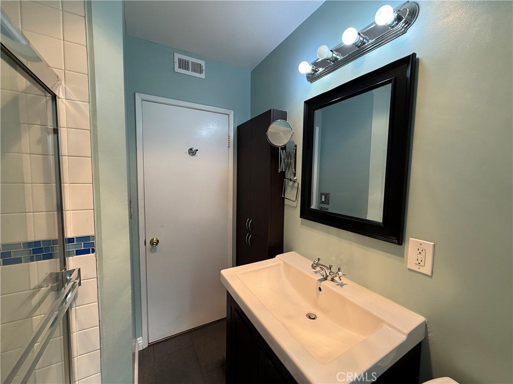 3623 Kalsman, #1, Los Angeles, CA 90016 Bathroom 1/ Bath 2 is half bath - not photo'd