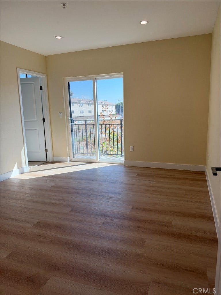 900 Lakme Avenue, Wilmington, CA 90744