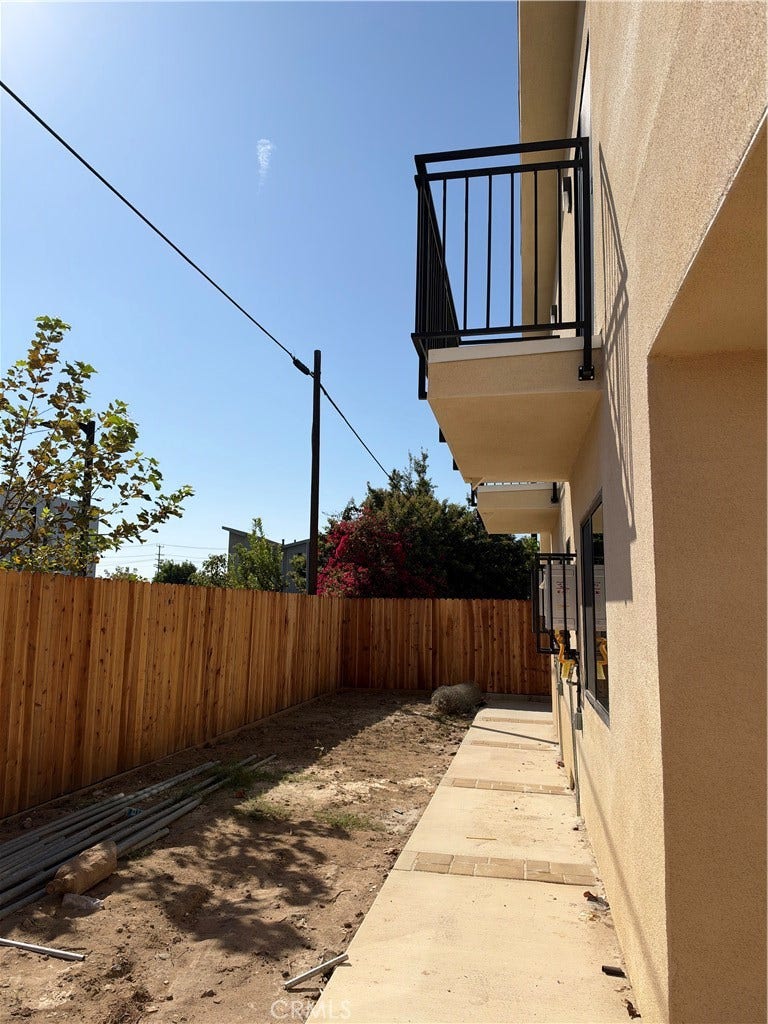 900 Lakme Avenue, Wilmington, CA 90744