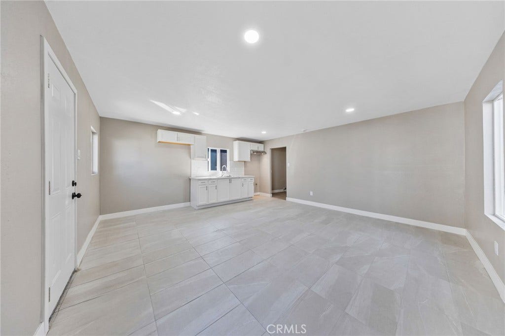 1202 E 76th Street, Los Angeles, CA 90001 1202 E 76th Street, Los Angeles, CA 90001