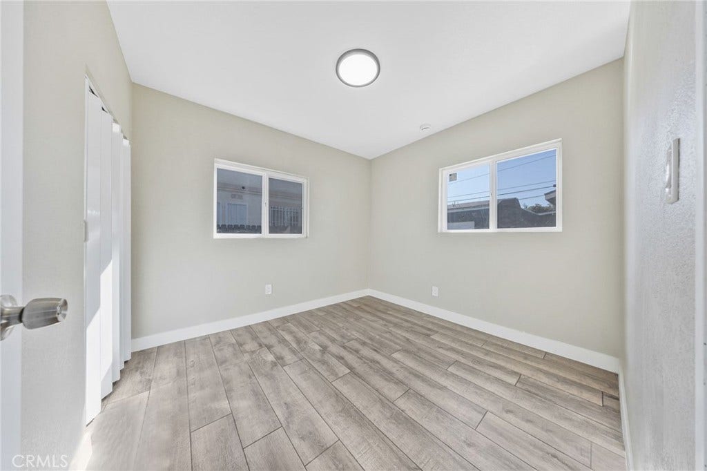 1202 E 76th Street, Los Angeles, CA 90001 1202 E 76th Street, Los Angeles, CA 90001