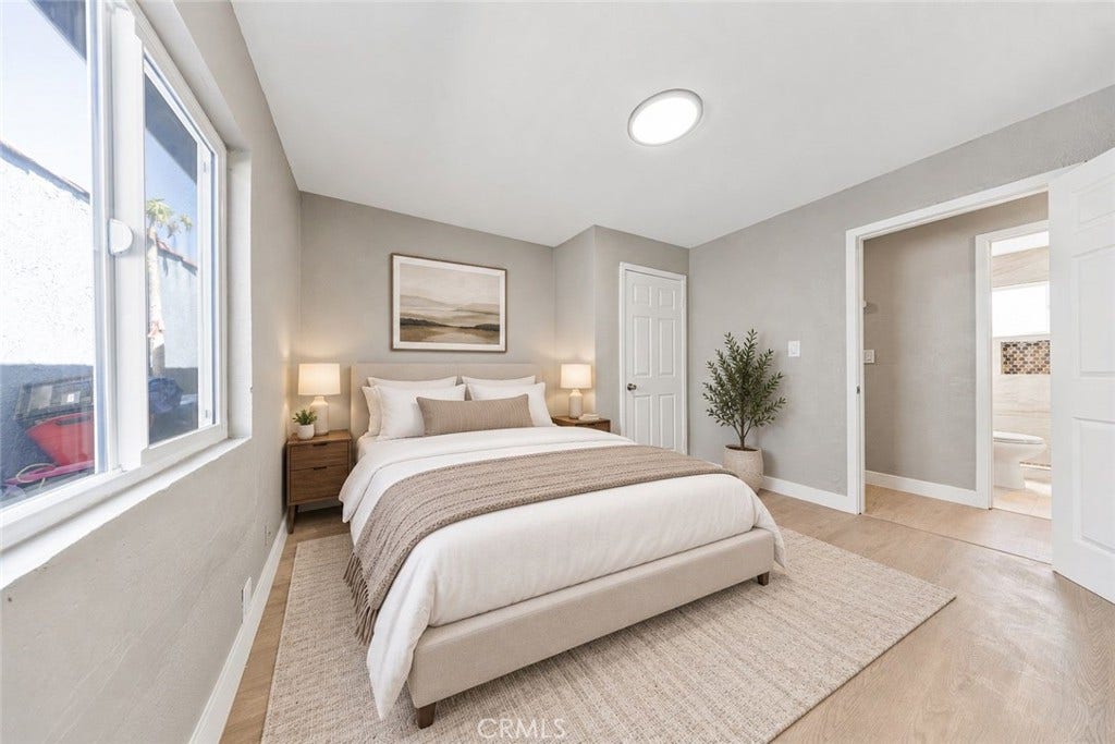 1202 E 76th Street, Los Angeles, CA 90001 Virtually Staged