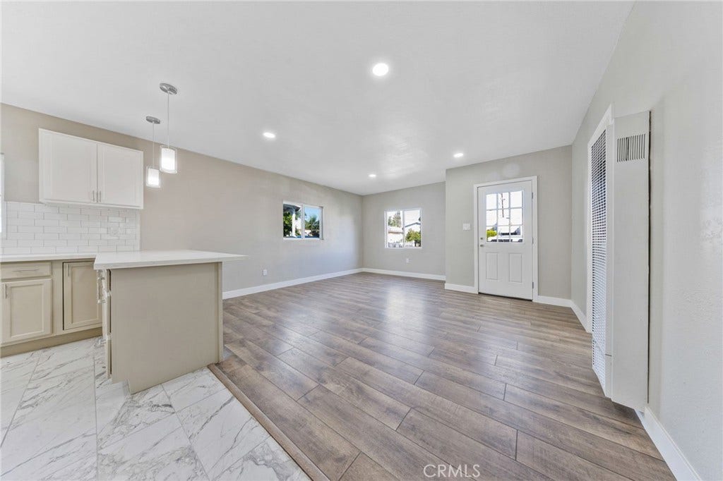 1202 E 76th Street, Los Angeles, CA 90001 1202 E 76th Street, Los Angeles, CA 90001