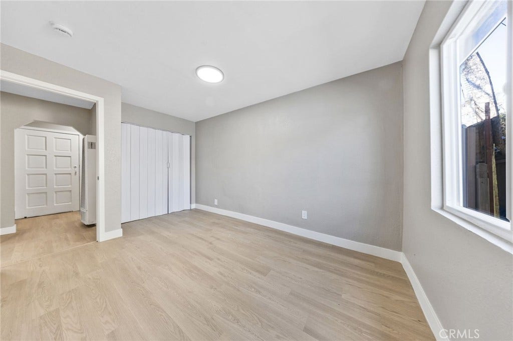 1202 E 76th Street, Los Angeles, CA 90001 1202 E 76th Street, Los Angeles, CA 90001