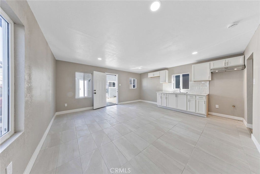 1202 E 76th Street, Los Angeles, CA 90001 1202 E 76th Street, Los Angeles, CA 90001