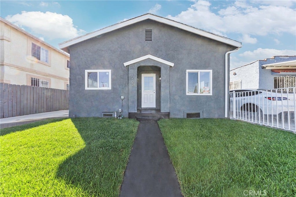 1202 E 76th Street, Los Angeles, CA 90001 1202 E 76th Street, Los Angeles, CA 90001