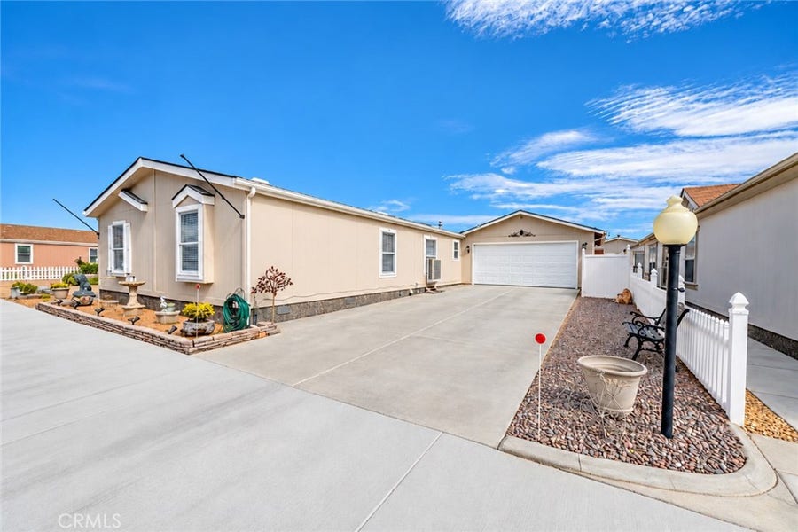 Property photo for 22241 Nisqually Road, #77, Apple Valley, CA