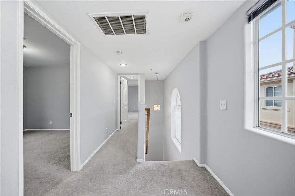 1230 Elm Avenue, #G, San Gabriel, CA 91775 Upstairs Hallway