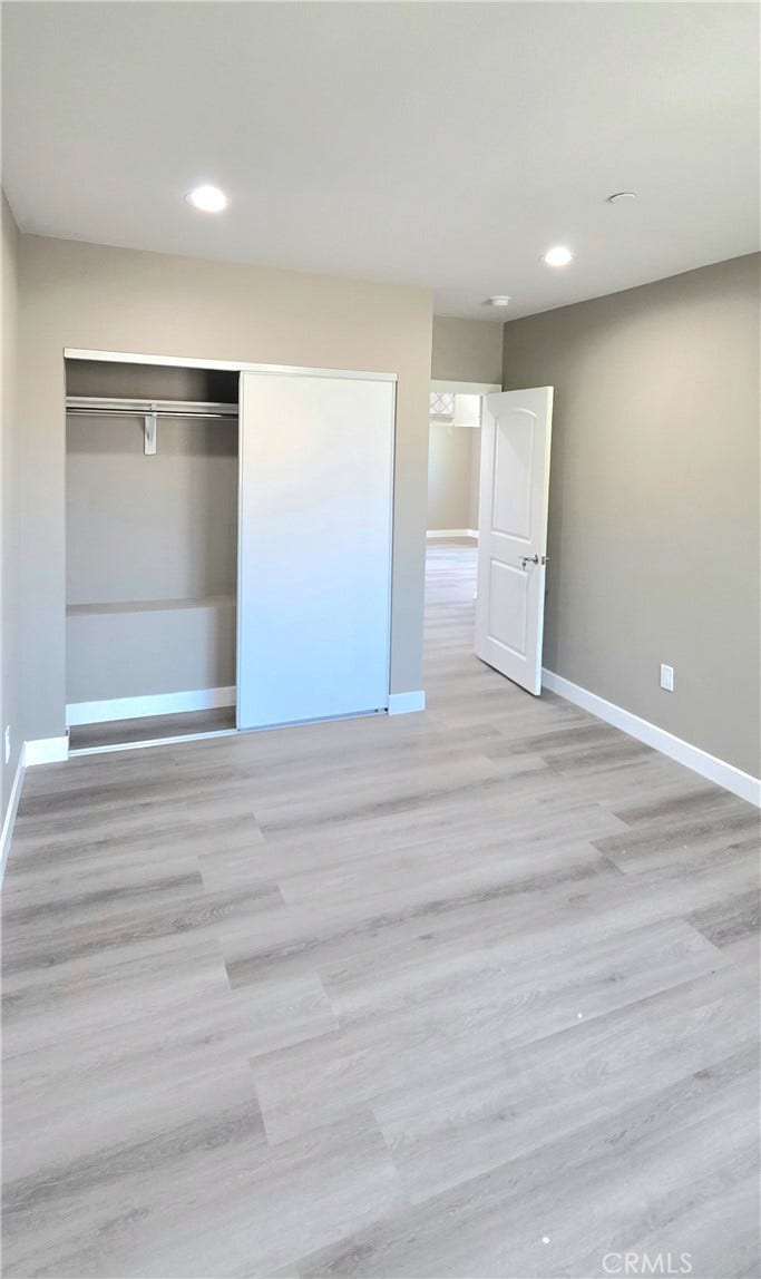 1247 E 20th, Los Angeles, CA 90011 1247 E 20th, Los Angeles, CA 90011
