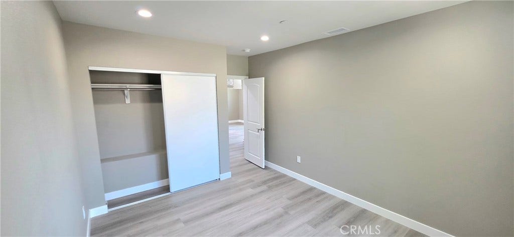 1247 E 20th, Los Angeles, CA 90011 1247 E 20th, Los Angeles, CA 90011