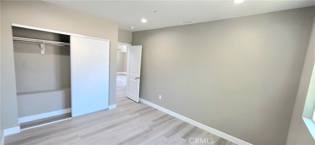 1247 E 20th, Los Angeles, CA 90011 1247 E 20th, Los Angeles, CA 90011