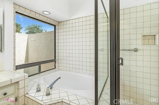 9708 White Oak Drive, #1, Bakersfield, CA 93311 9708 White Oak Drive, #1, Bakersfield, CA 93311