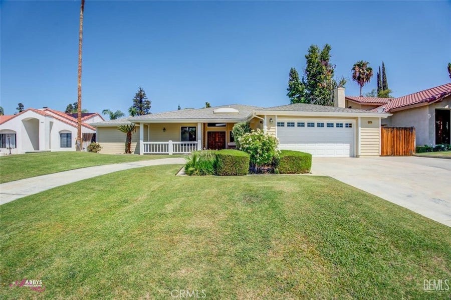 Property photo for 9708 White Oak Drive, #1, Bakersfield, CA