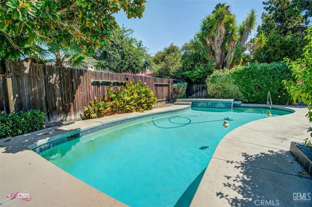 9708 White Oak Drive, #1, Bakersfield, CA 93311 9708 White Oak Drive, #1, Bakersfield, CA 93311